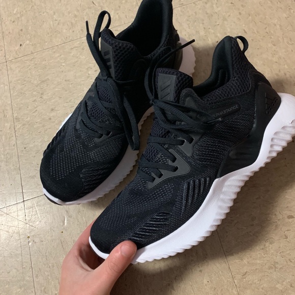 Adidas alphabounce - Picture 1 of 3